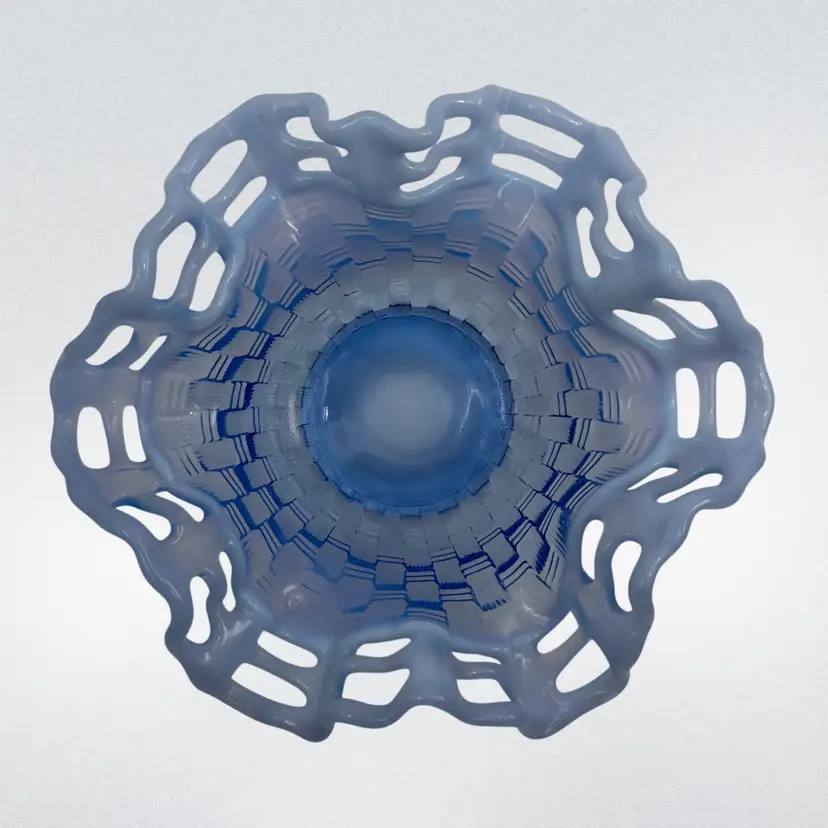 Vintage Fenton Glass Bowl Blue Opalescent Basket Weave Open-EdgeRuffled Edge Candy Dish Berry Bowl
2.75” T x 7” W