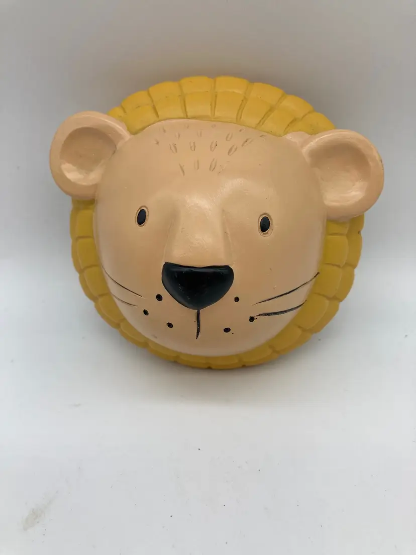 Lion Resin Wall 4" Figure, Child's Room Decor