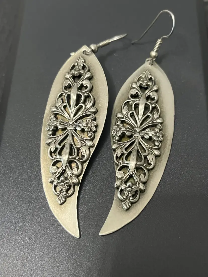Gorgeous Silvertone Floral Overlay Pattern Metal Long Dangle Earrings