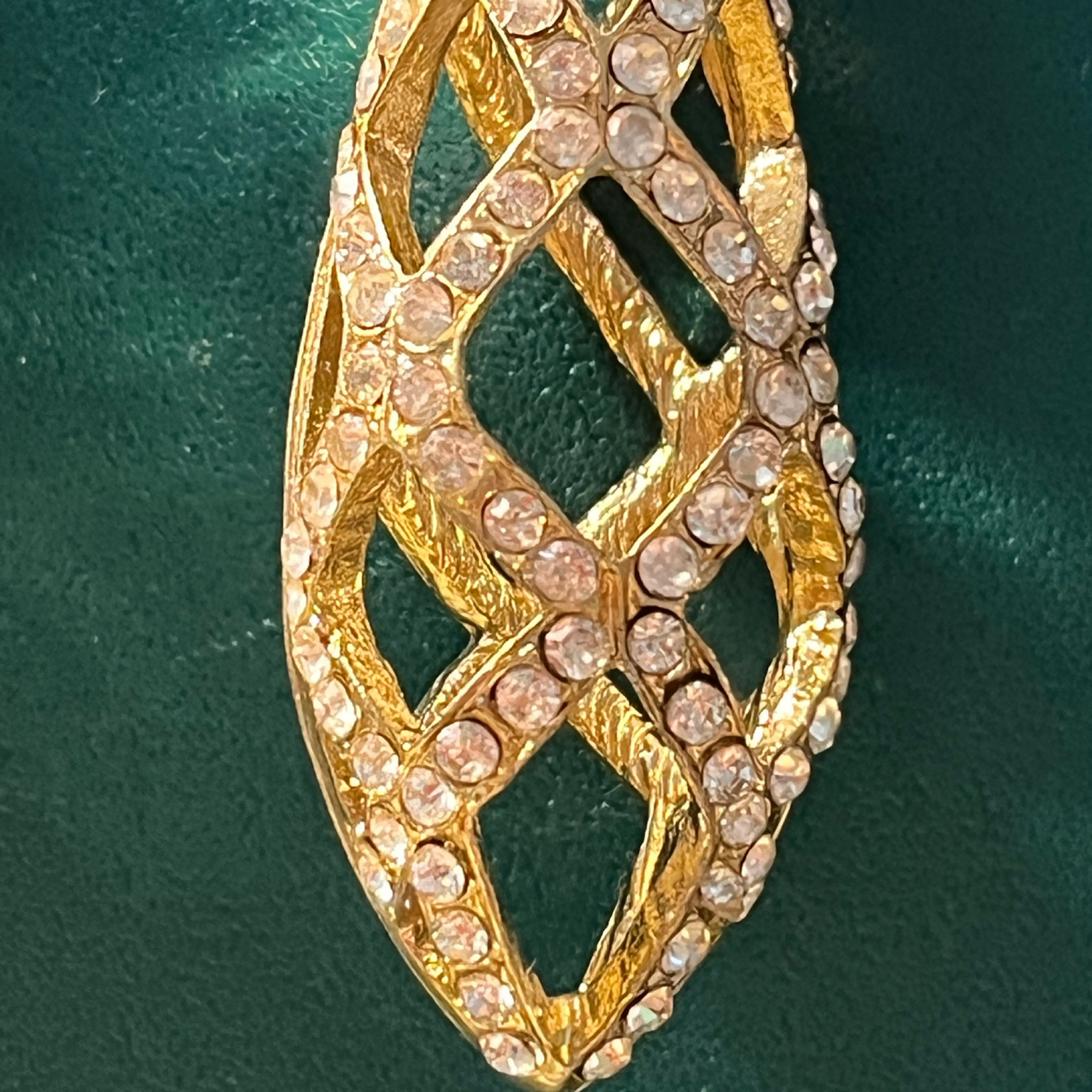 Image 4 of 6