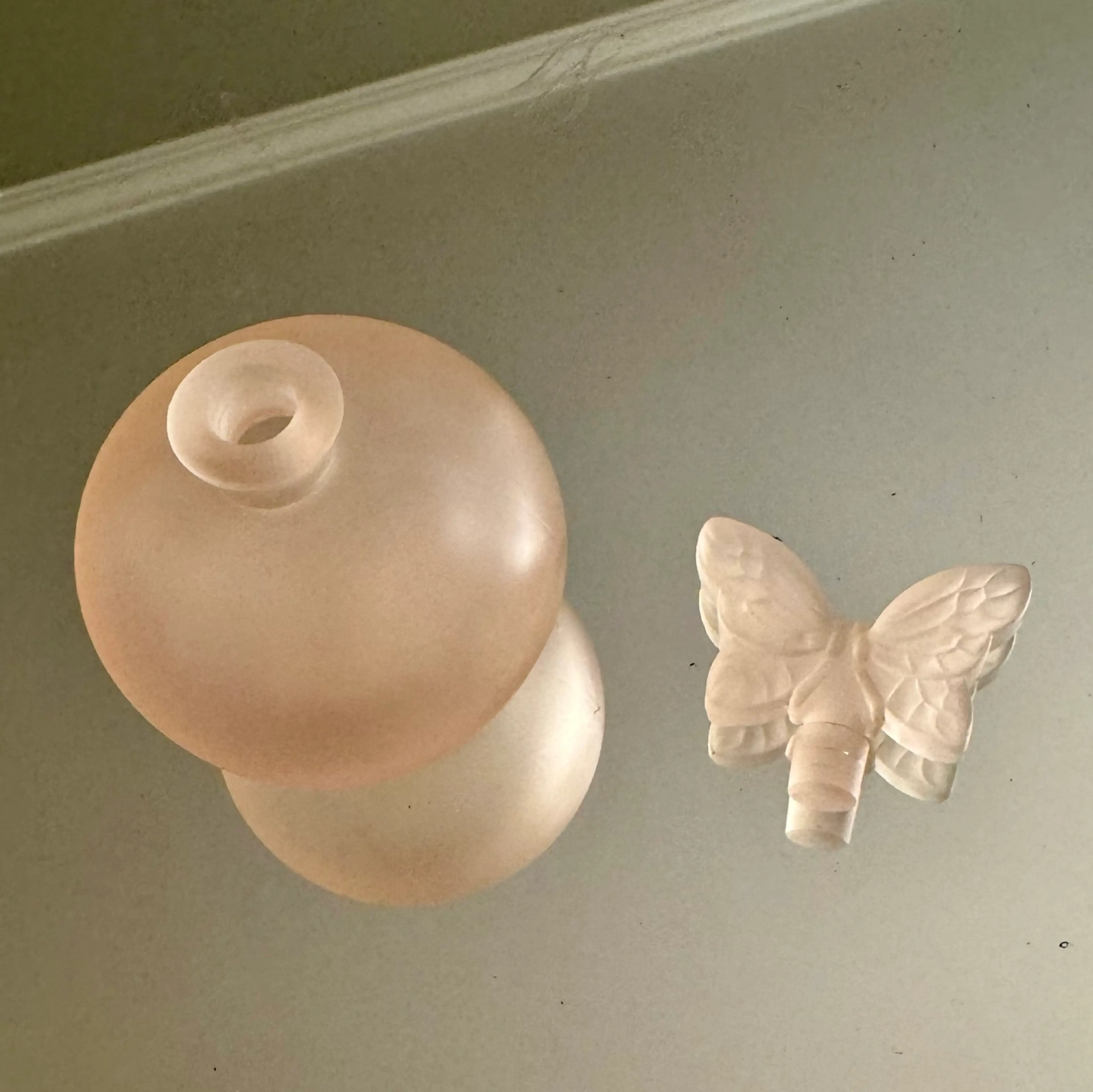 Image 4 of 6