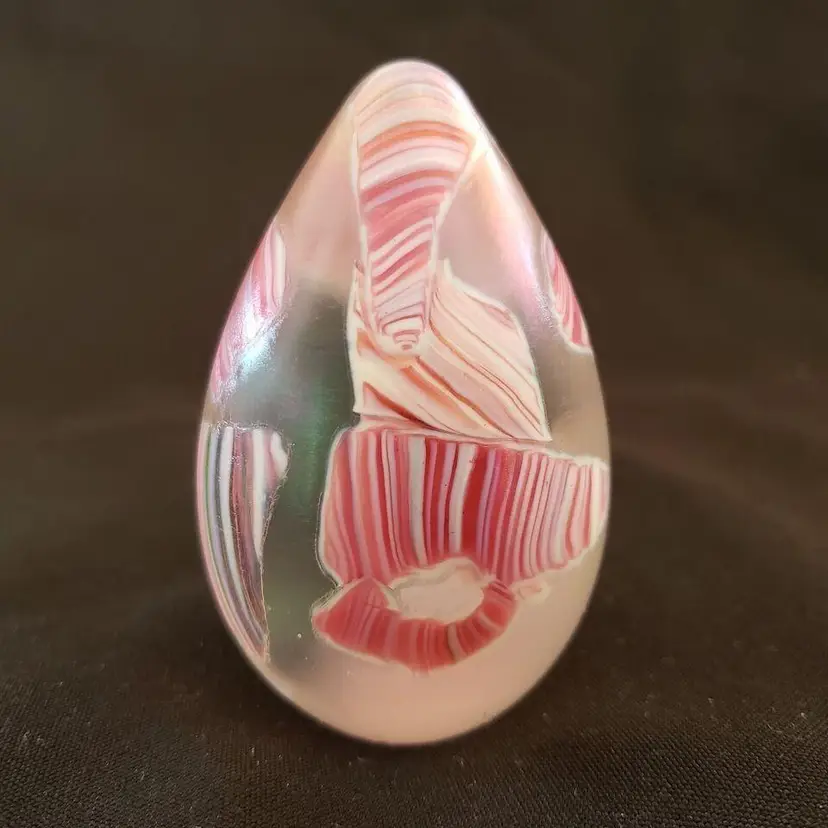 Art Glass Paperweight Egg Shape Handmade Isle of Wight in England 3" tall & Sticker