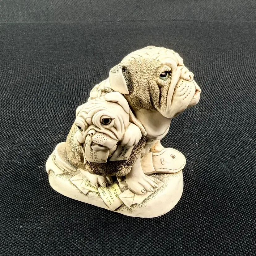 Harmony Kingdom "Dead Ringer" bulldog figurine collectible trinket box
