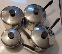 Revere Ware 1801 1+2+3+3 Qt Quart Pot with Lids Stainless Steel bottom