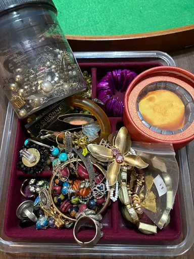 Let’s dig some more. Jewelry 