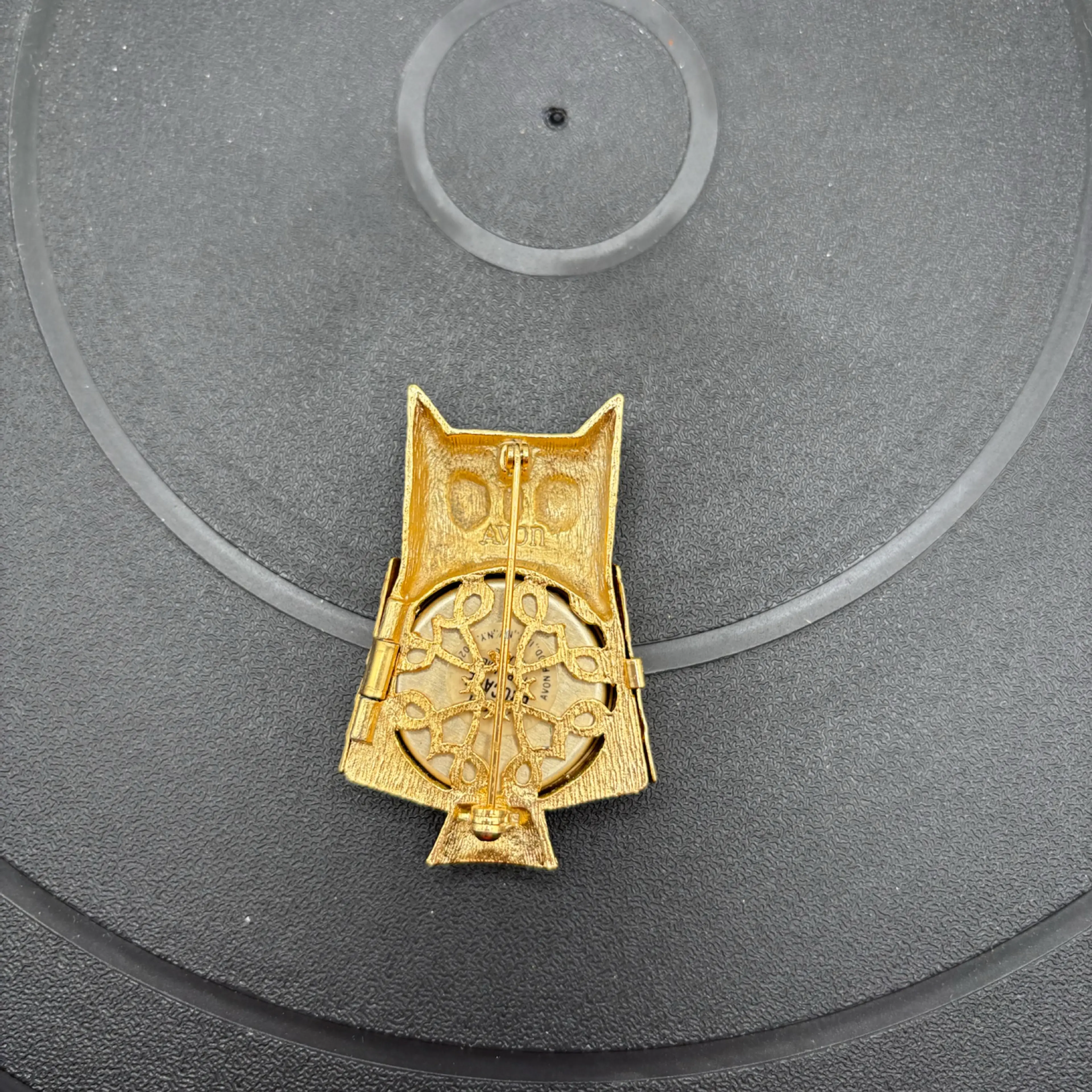 Image 2 of 4