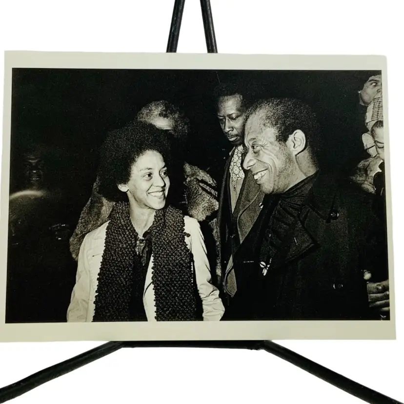 Vintage Postcard Black Writers
PHOTOGRAPHS BY JILL KREMENTZ
NIKKI GIOUANHIand JAMES BALDWIN, New York, N.Y., March 17, 1974
Nikki Giovanni (b. 1943) and James Baldwin (1924-1987) were two of the strongest and most provocative literary voices of the 1960s. Baldwin's The Fire Next Time (1963) was a powerful indictment of racial tyranny, while Giovanni's impassioned verse established her as one of America's best-loved poets before she turned thirty. She now teaches at Virginia Tech.