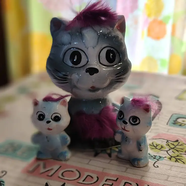Vintage Blue Cat Figurine Family | Fantastic Dime Store Kitties | Flaming Purple Fur | 1960s Made in Japan