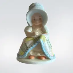 Vintage Circle of Friends Figurine