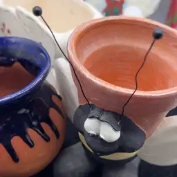 Bee Pottery Mug