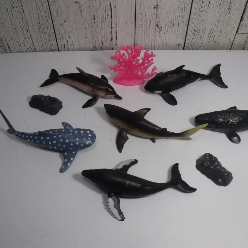 Sea Creatures Animals Lot Of 9 Shark Whale Dolphin Accessories Plastic Toy