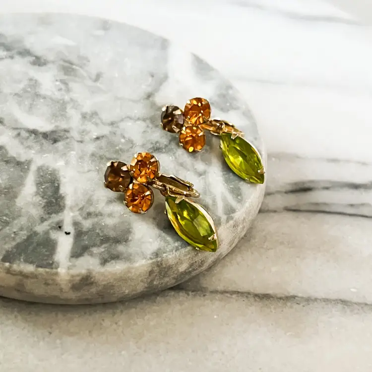 Vintage Crystal Drop Earrings Topaz Brown and Green Stones Prong Set Rivioli Clip On Unsigned