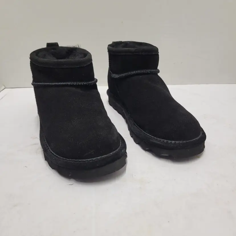 Bear Paw Women’s Winter Short Suede Boots BLACK Size 6