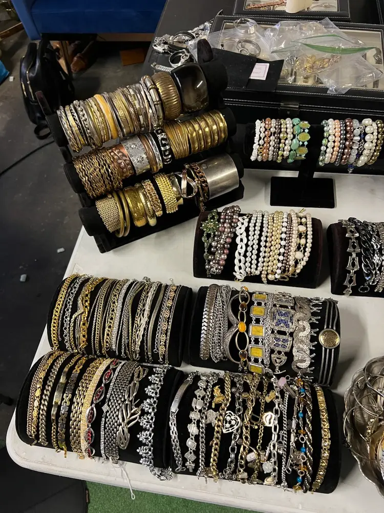 BRACELET CLUB TRAIN KICK OFF!!!!!!!