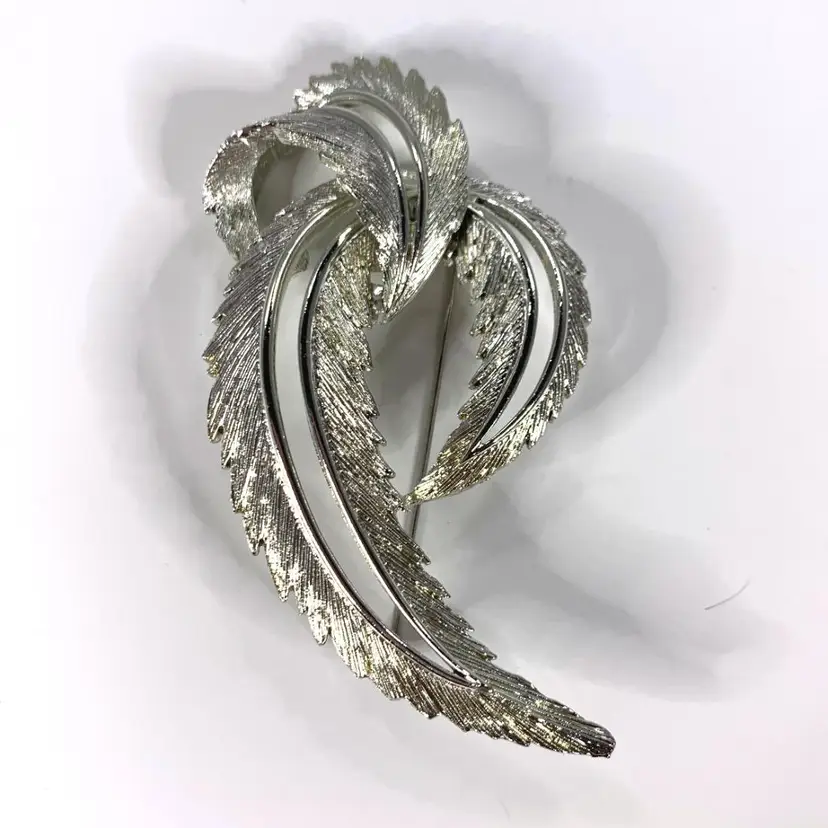 Sarah Coventry Feather Brooch Silver Tone Signed Vintage 70s Retro 3.5"