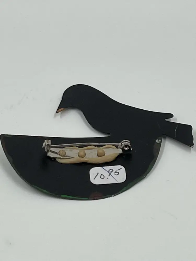 Primitive Watermelon And Black Bird Pin 