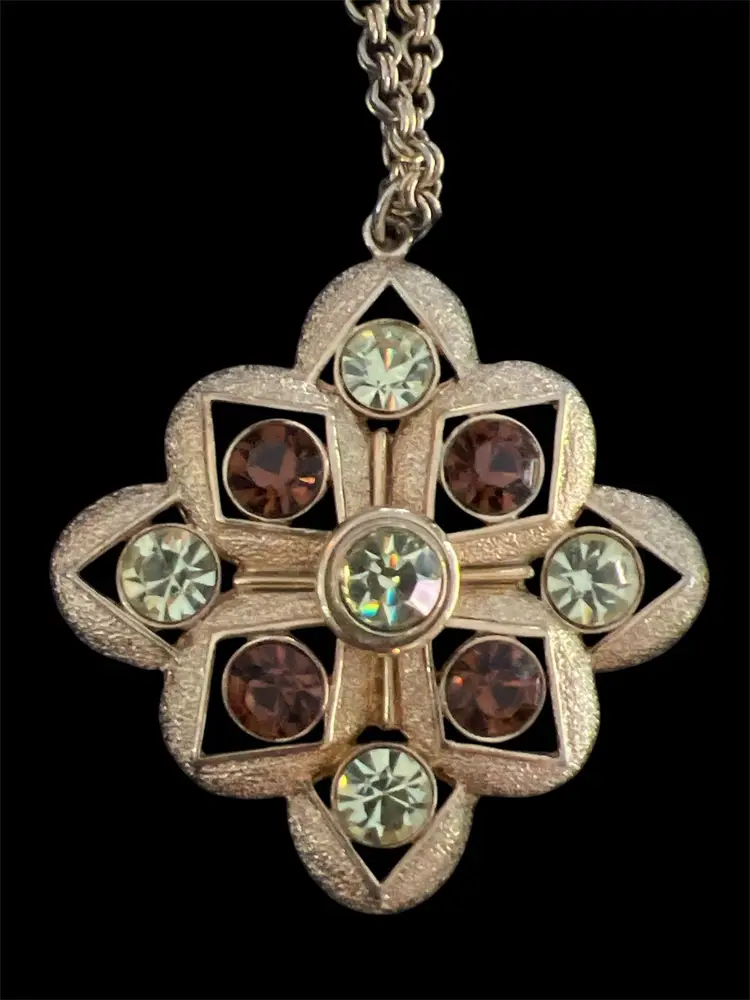 Sarah Coventry, Elegant, Gold Floral Pendant Necklace