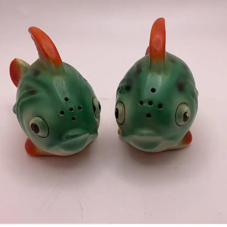 POW1 Fish Salt & Pepper Shakers from Japan 2.25” x 3”