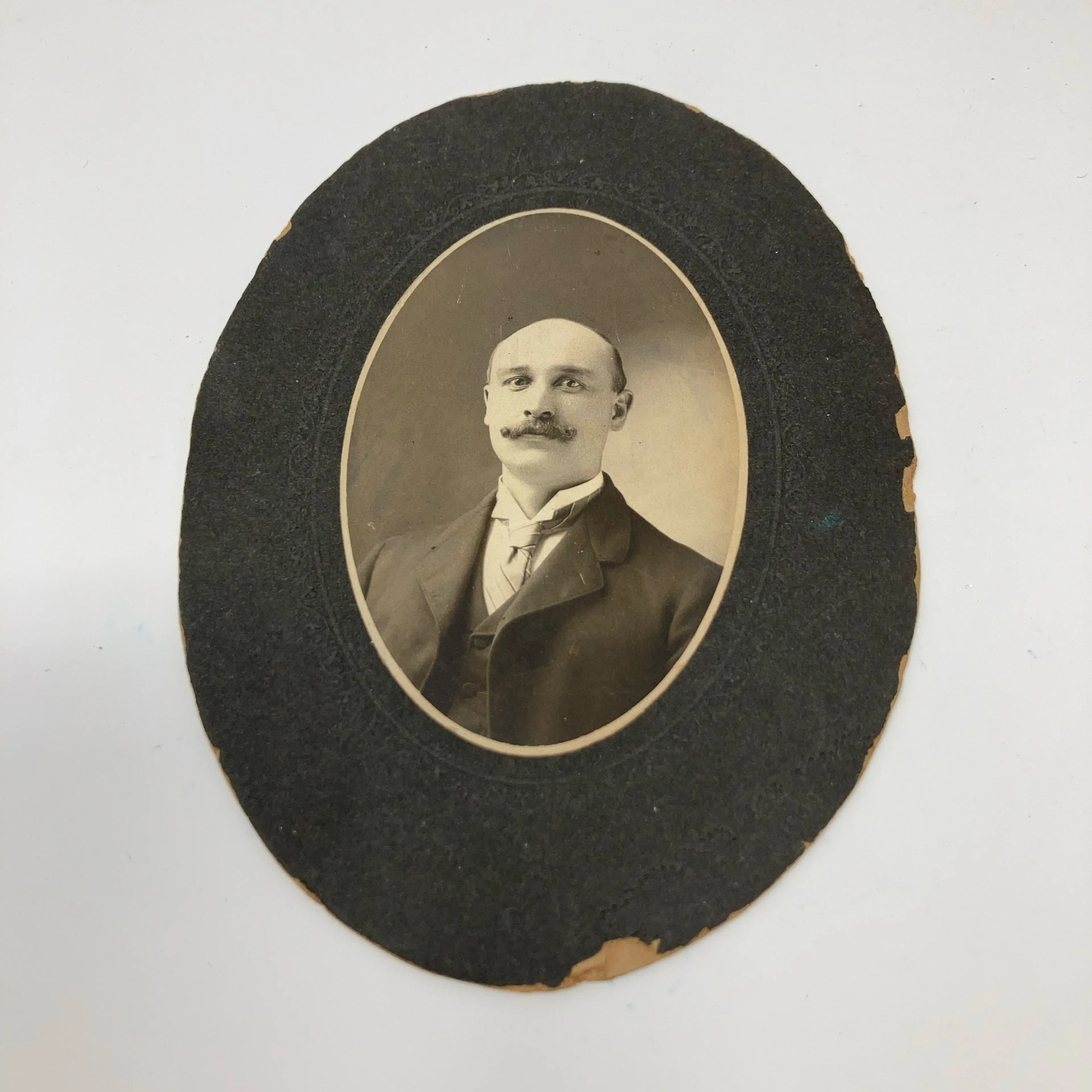 Image 2 of 6