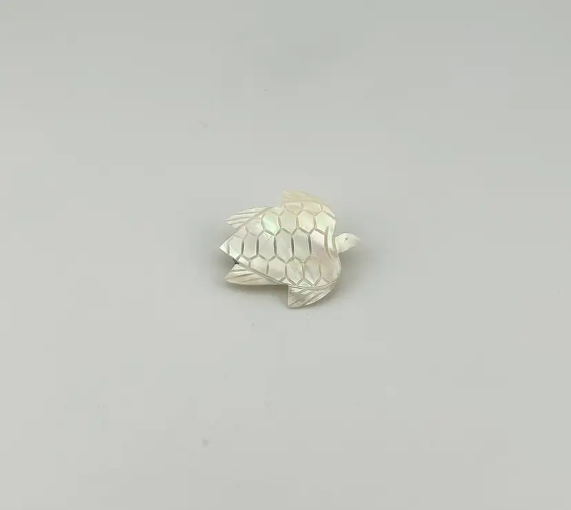 Vintage Mother of Pearl Turtle Brooch 1.5”x 1.75”