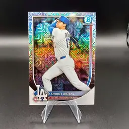 Shohei Ohtani 2025 Bowman Chrome #17 Mega Box Mojo Refractor