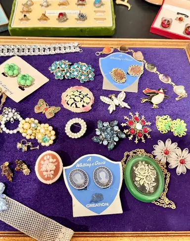 Vintage Jewelry! ❤️