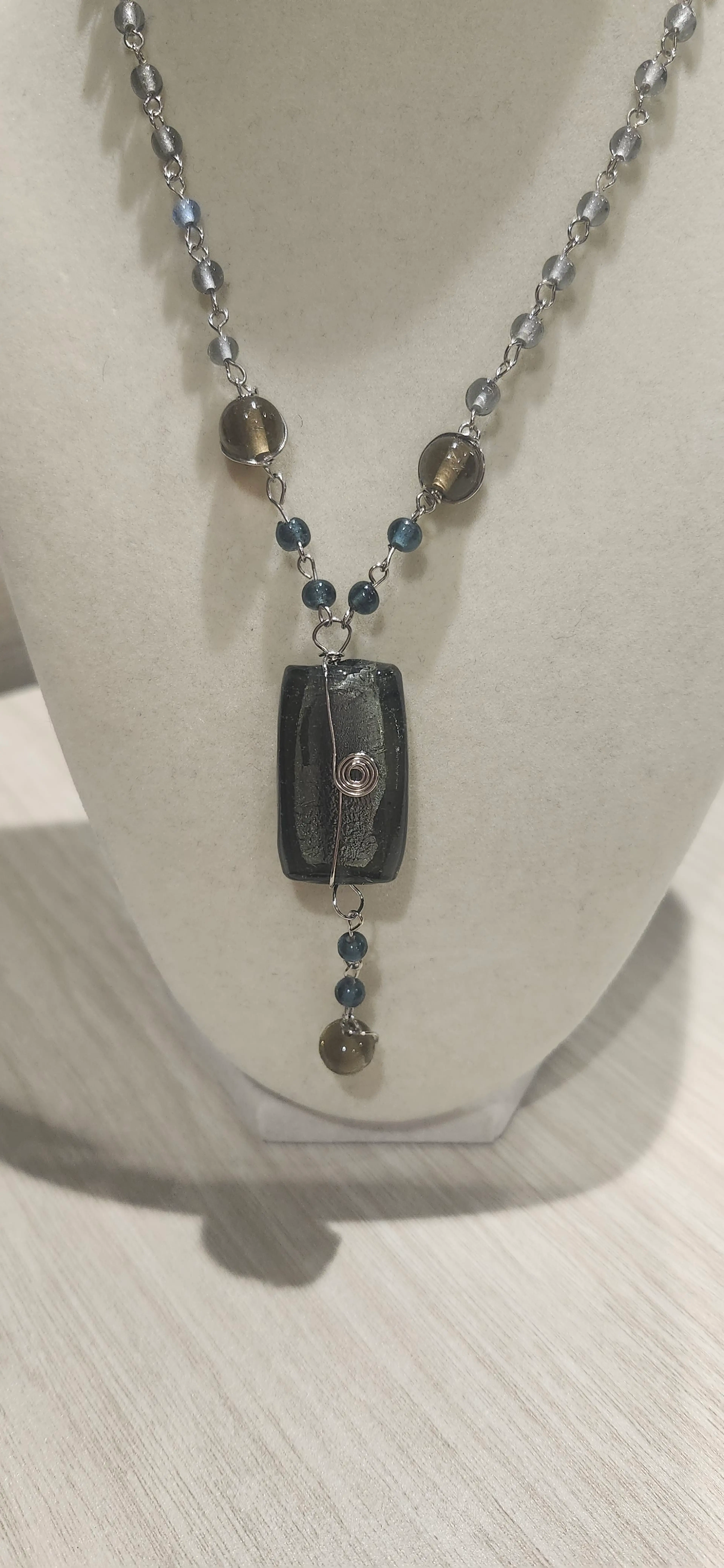 Image 2 of 4