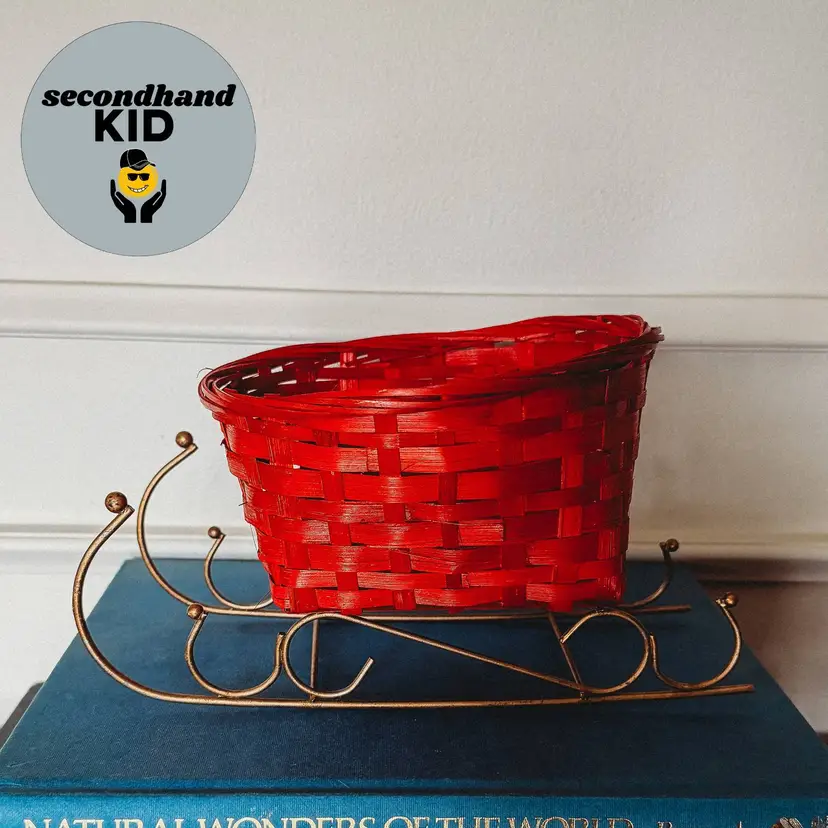 SK - Woven Red Sleigh with Metal Rails