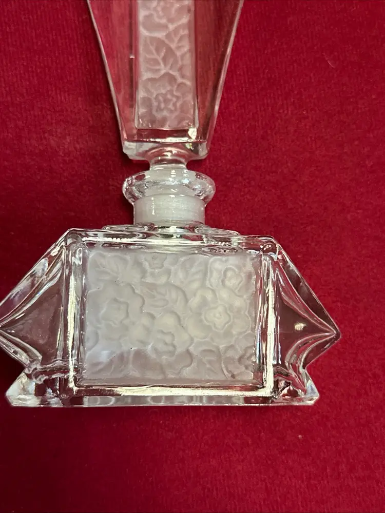 Vintage Crystal Clear Frosted Flower Paneled Glass 6” Perfume Bottle w/Stopper