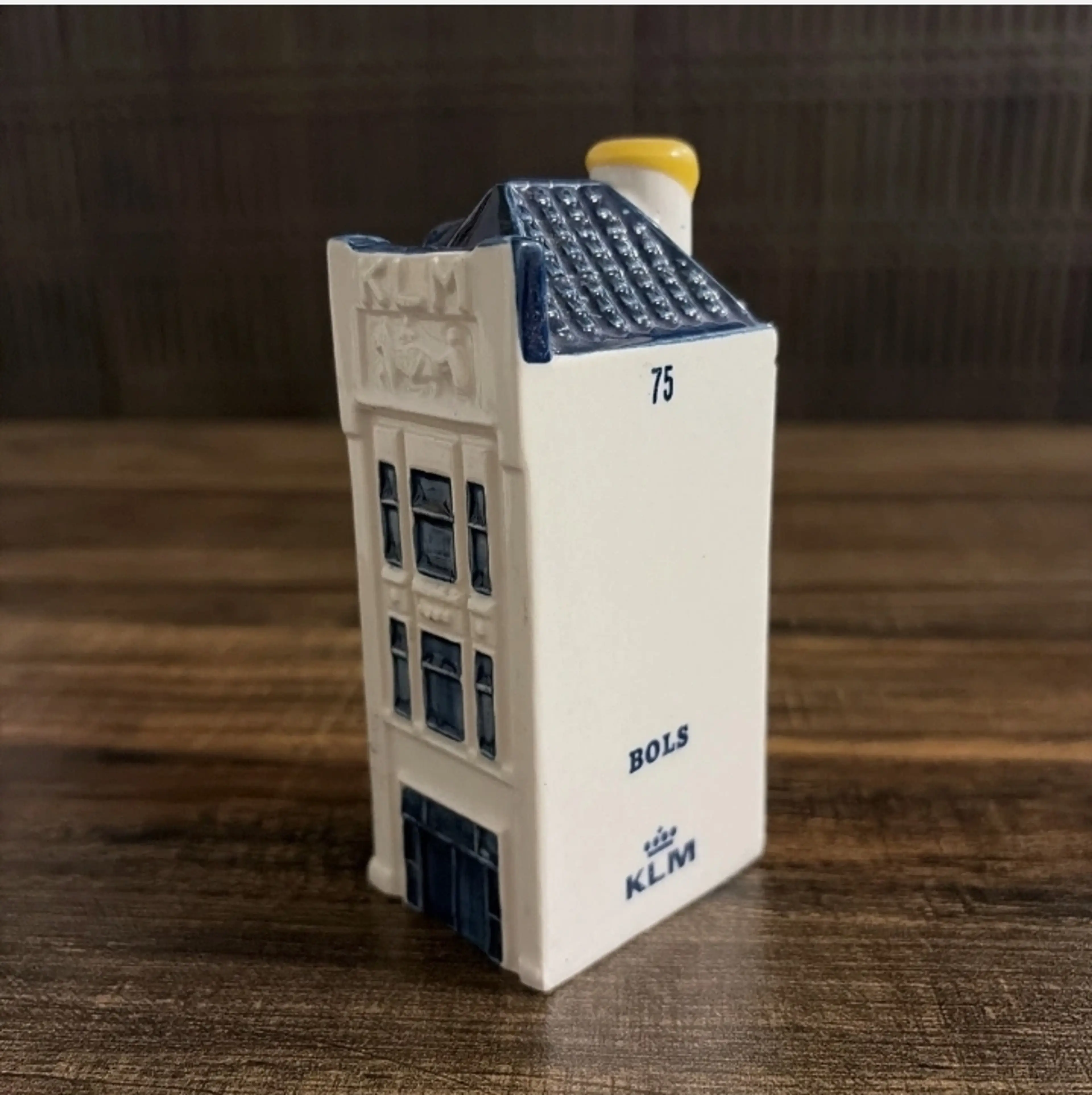 Image 1 of 5