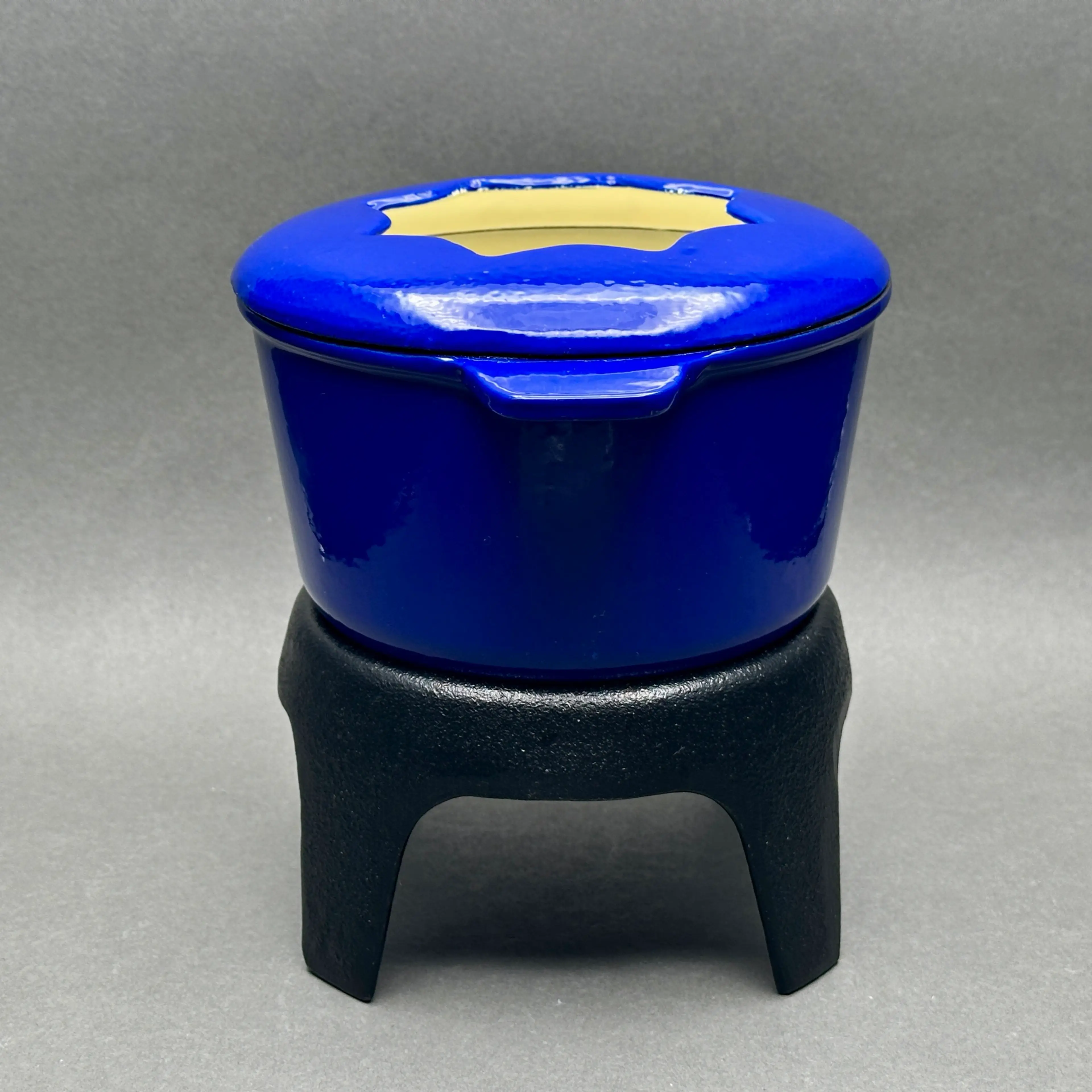Image 2 of 8