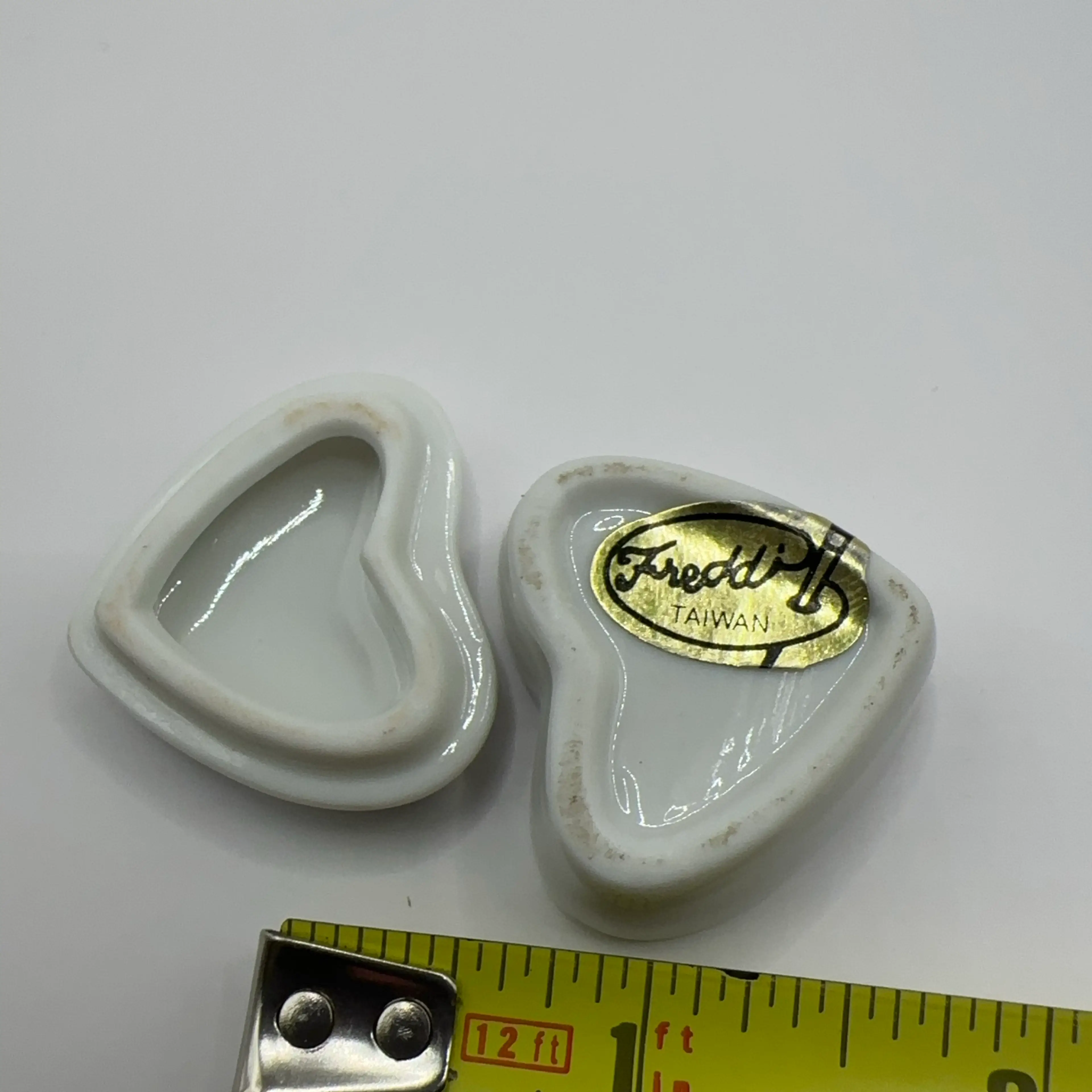 Image 3 of 3