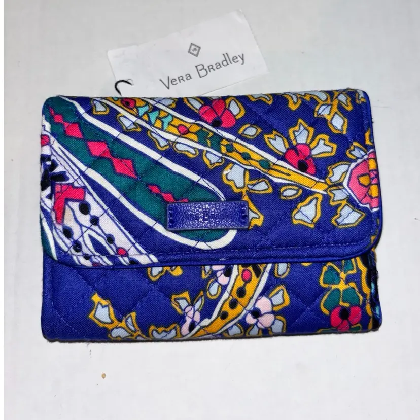 Vera Bradley RFID Wallet In The Romantic Paisley Pattern