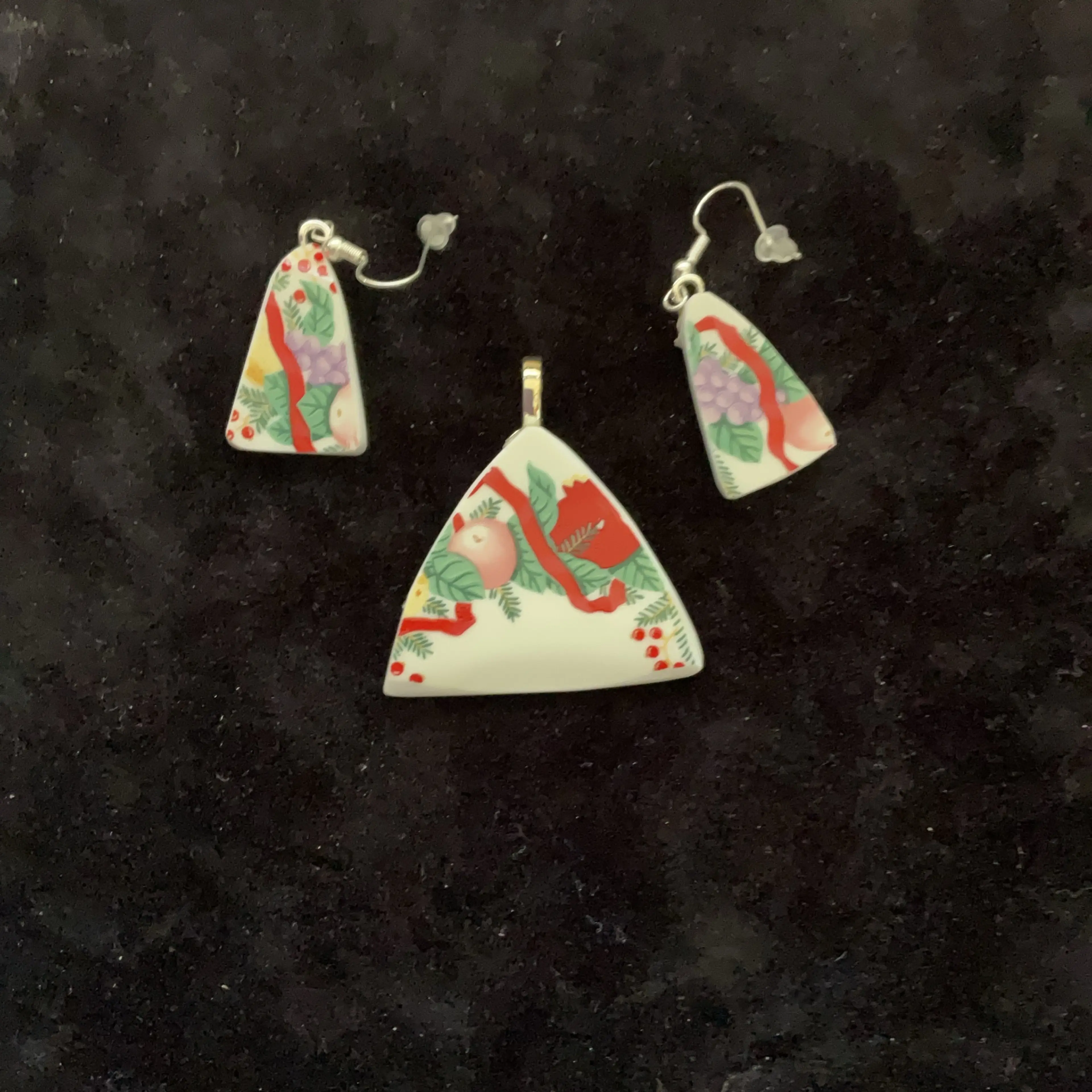 Image 1 of 2