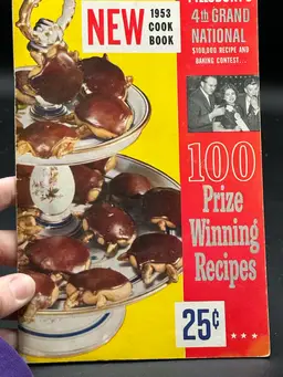 Pillsbury's 4th Grand National 1953 Cook Book (Pillsbury Mills, Inc.) Vintage