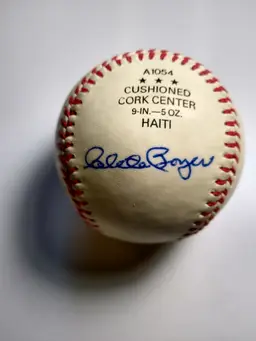 Clete Boyer Hector Lopez Phil Linz + Two Unknown Autographed Baseball NY Yankees