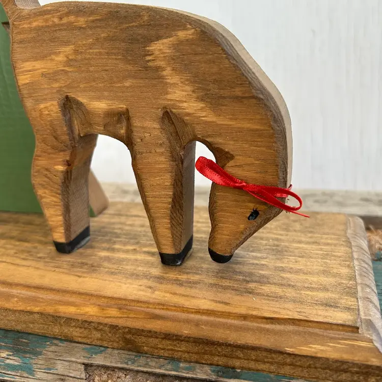 Vintage Wood Hand Carved Hand Painted Santa Reindeer Christmas Scene Unmarked