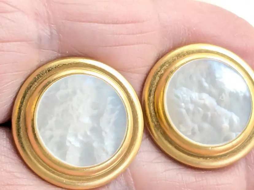 Gold Tone Mother of Pearl Cuff Links Men's Jewelry