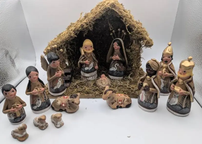 VTG 14 Piece Mexican Christmas Nativity Manger Tonala Pottery Hand Painted