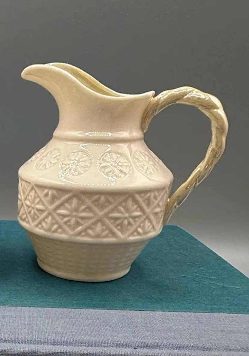 🐞Vtg Belleek Irish Cleary Weave Porcelain Creamer & Open Sugar bowl Set.