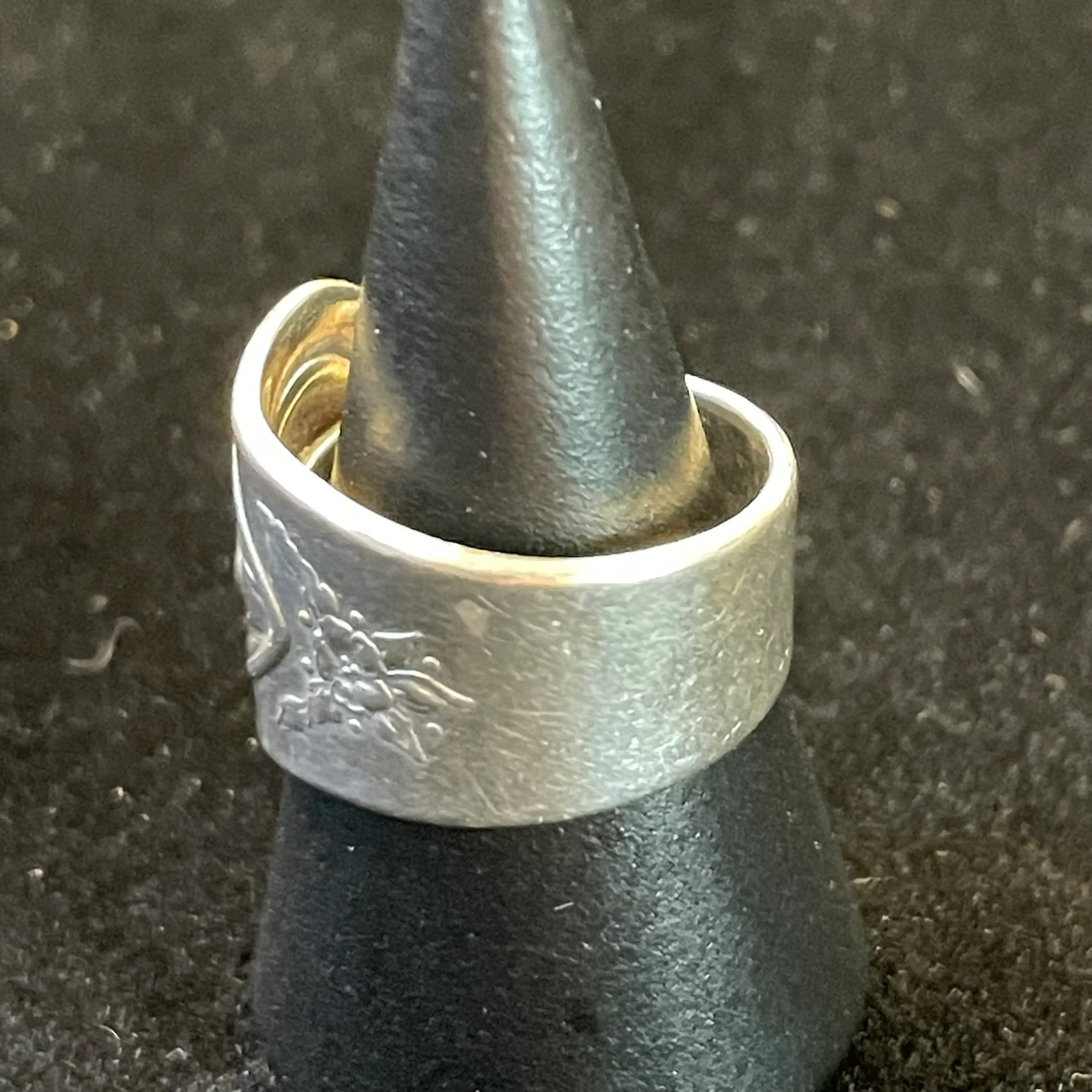 Image 4 of 6