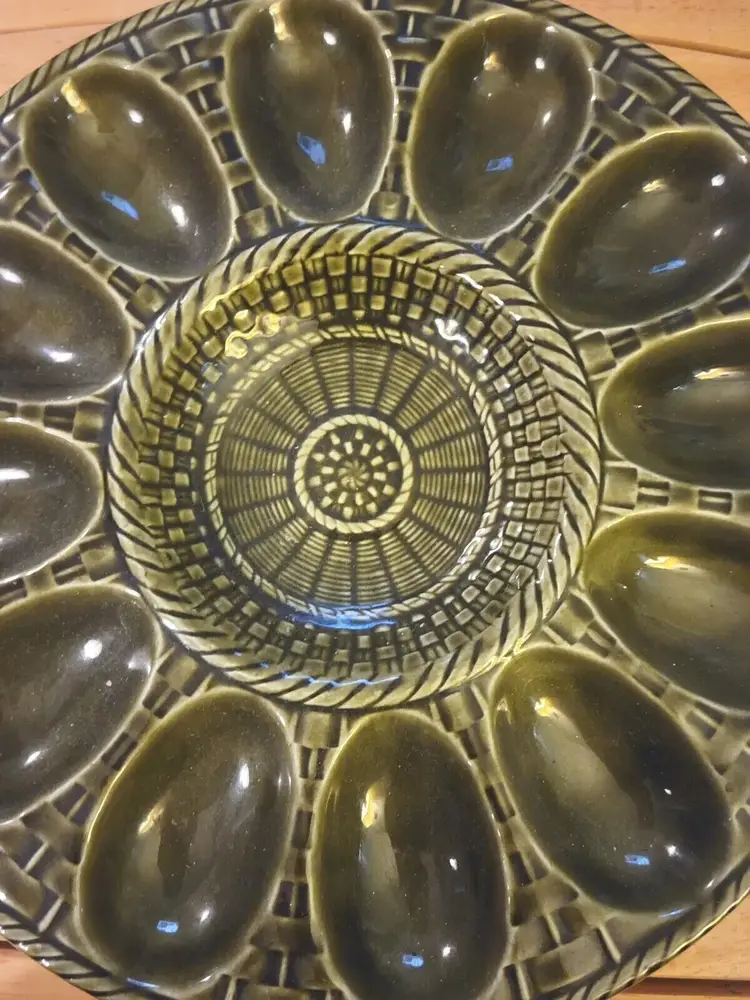 Egg Dish Portugal Green BasketWeave Pottery Vintage Mid Century Ceramic 8