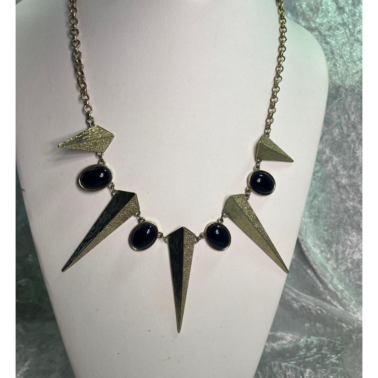 Vintage Art Deco Style Necklace Pointed Triangular Spikes and Black Stones 80s Revival