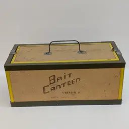 Vintage Oberlin Bait Canteen Fishing Night Crawler Worm Box w/ Moss 14 x 7 x 6"