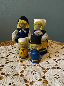 Vintage Swedish Folk Dolls Butticki of Sweden + Wooden Figures Folk Art Family
