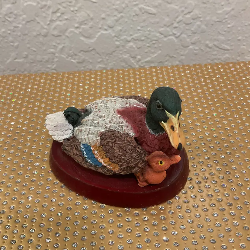 Mallard Duck With Ducklings Figurine