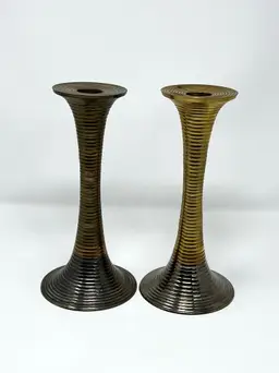 09 - Pair of Vintage 3-Tone Brass Ribbed Candle Holders – The Import Collection, India