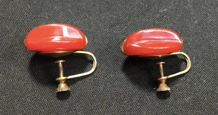 Earrings, red Bakelite & brass, MCM screw backs, 3/4 inch round