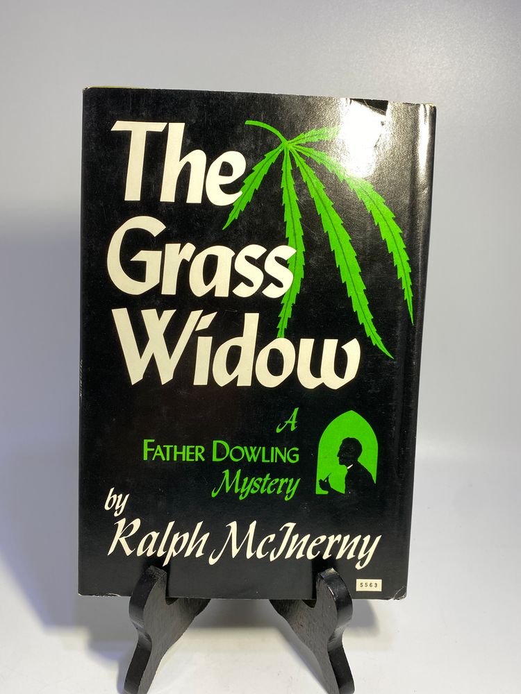 Vintage 'The Grass Widow' by Ralph McInerny Hardcover 1983