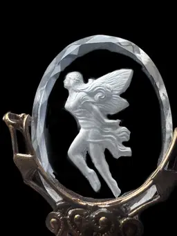 Vintage Art Nouveau Reverse Incised Glass Fairy Intaglio Hat Pin